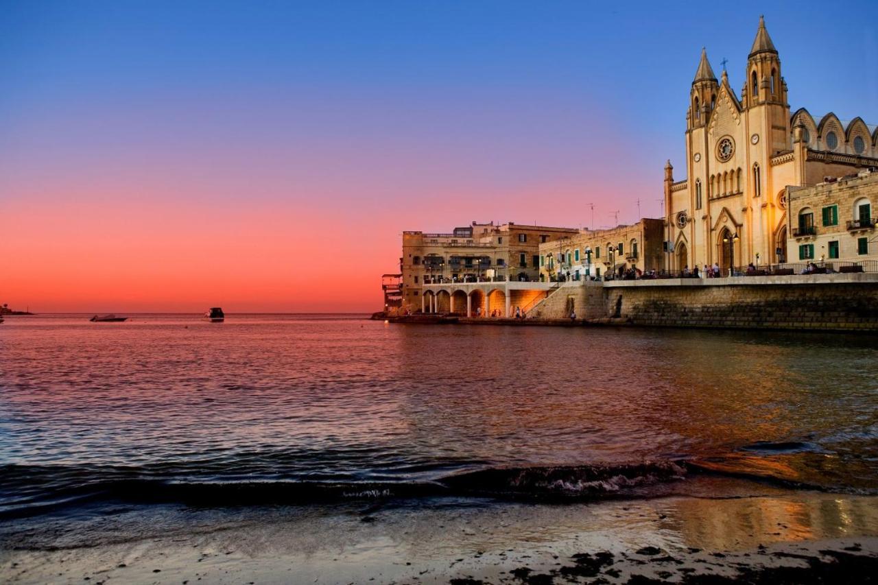 Traditional Maltese Townhouse, Roof Terrace And Views Senglea Exteriör bild